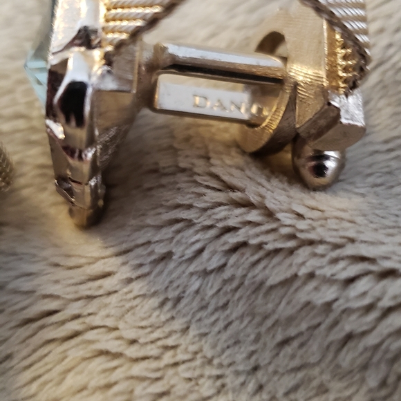 Designer cufflinks by DANTE gold mesh and emerald gem - Picture 4 of 12